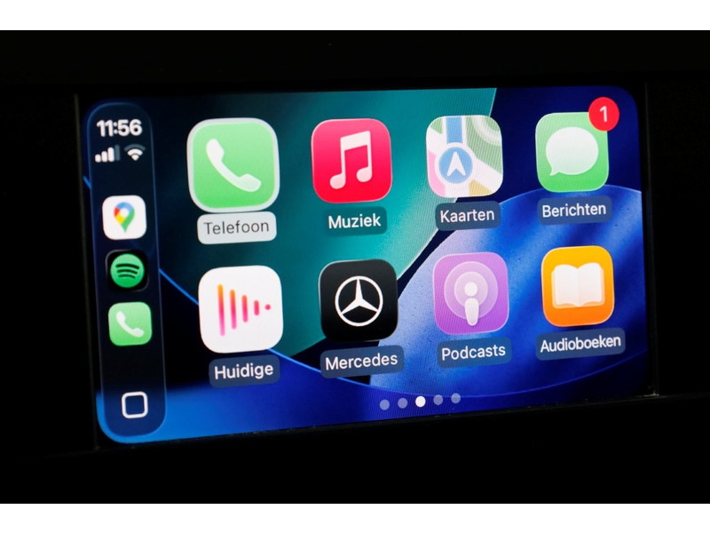 48968055-mercedes-benz-sprinter-15