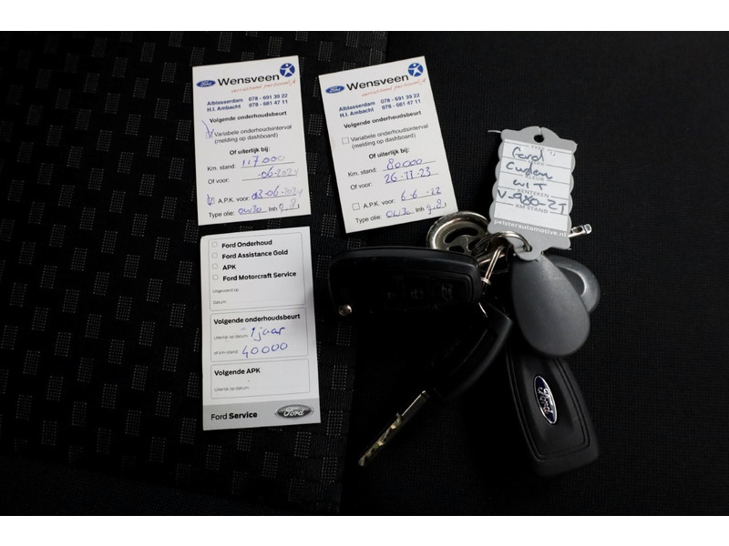 49018340-ford-transit-custom-6