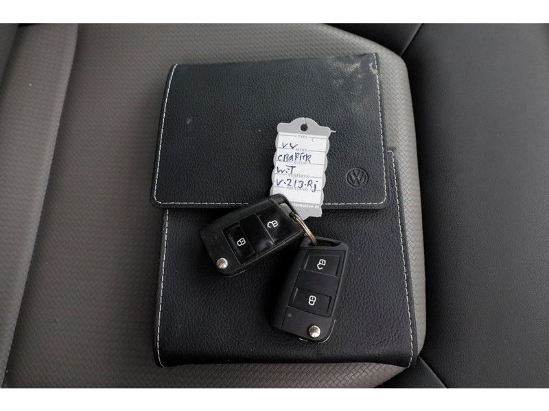 49019458-volkswagen-crafter-9