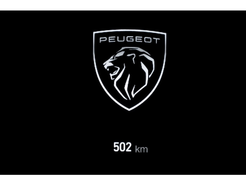 49058645-peugeot-boxer-23