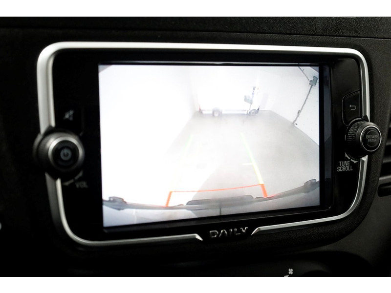 49240381-iveco-daily-17