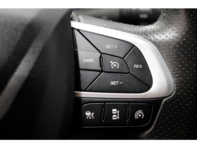 49240381-iveco-daily-21