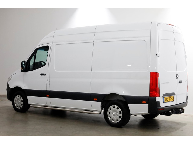 49250078-mercedes-benz-sprinter-9