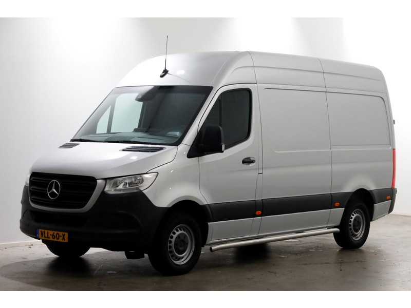 49250281-mercedes-benz-sprinter-8