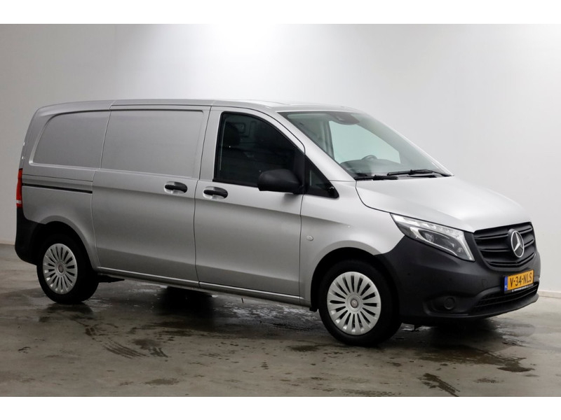 49279943-mercedes-benz-vito-12