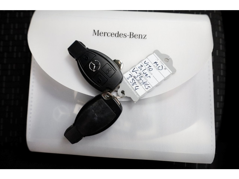 49279943-mercedes-benz-vito-8