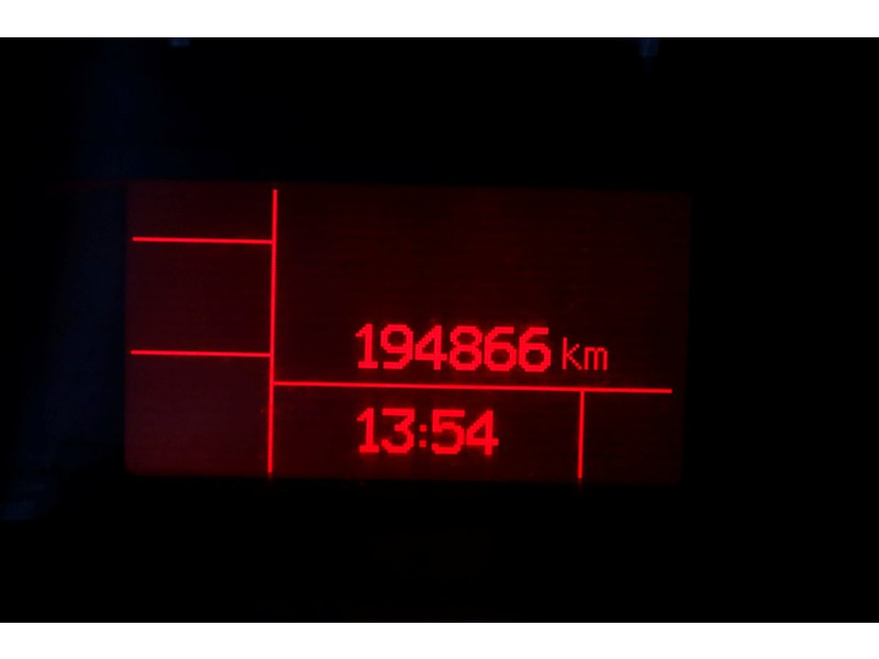 49281386-iveco-daily-26