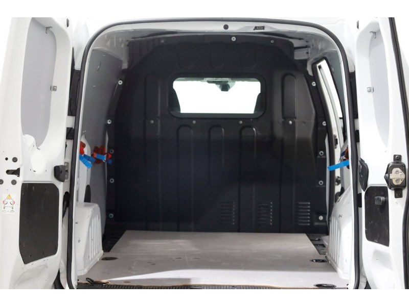 49322592-renault-express-5