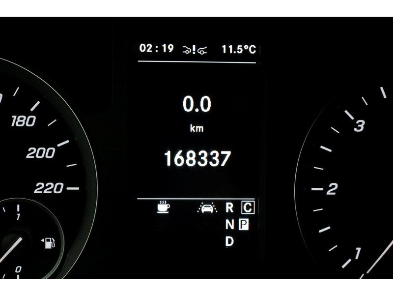 49323190-mercedes-benz-vito-21