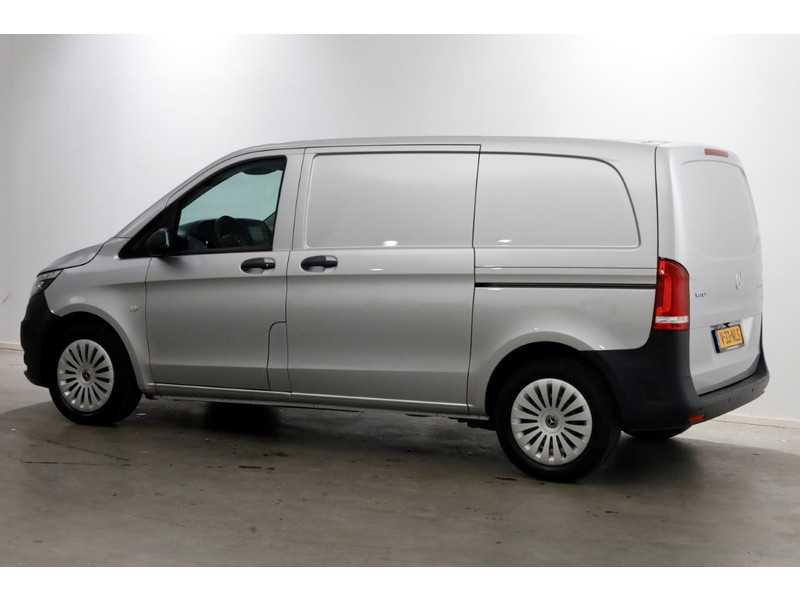 49323359-mercedes-benz-vito-11