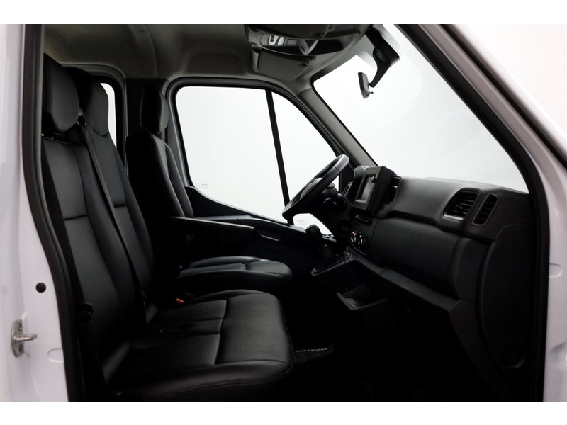 49323389-renault-master-8