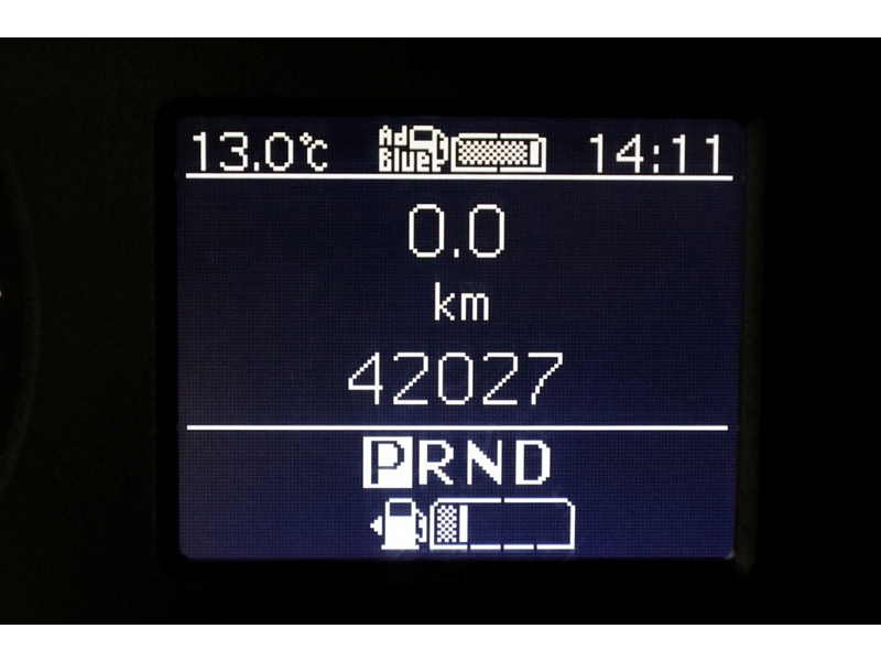 49376263-mercedes-benz-sprinter-16