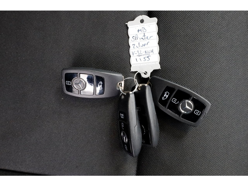 49376263-mercedes-benz-sprinter-6