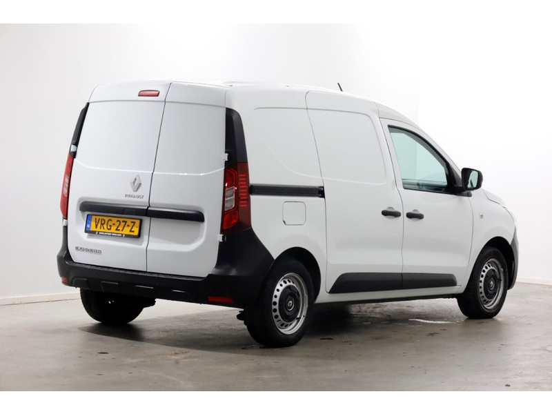 49407993-renault-express-2