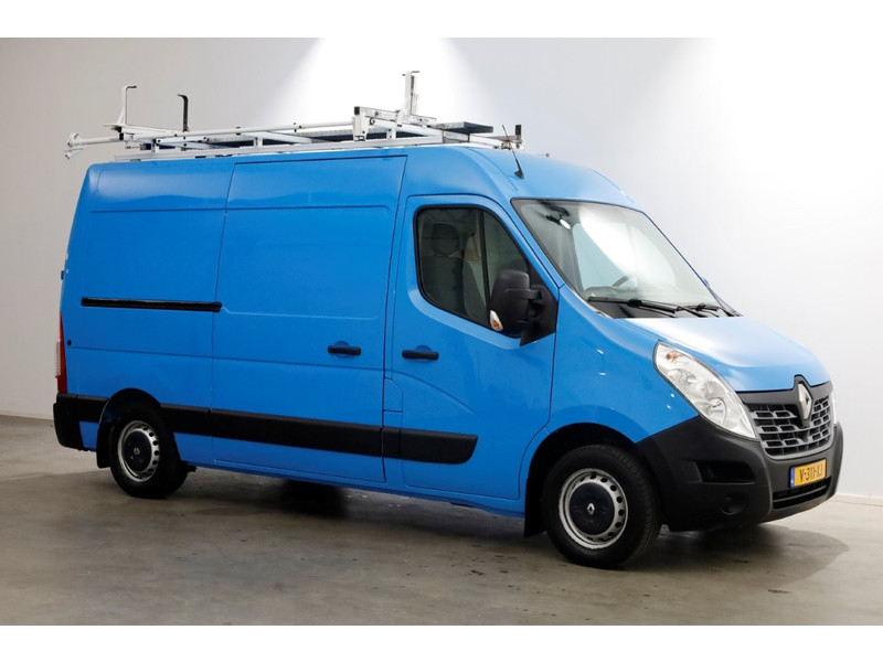 49483578-renault-master-12