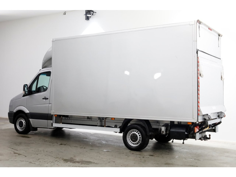 49509476-volkswagen-crafter-12