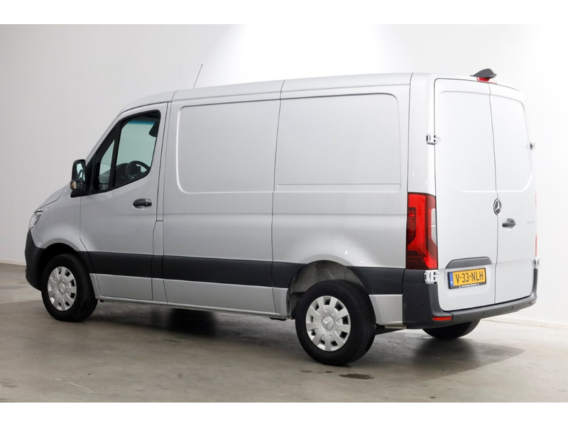 49514289-mercedes-benz-sprinter-9