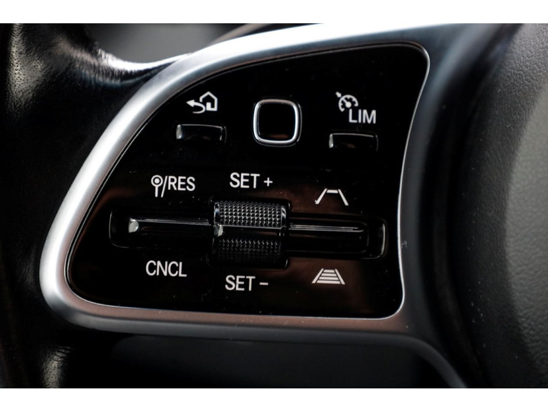 49514467-mercedes-benz-sprinter-21