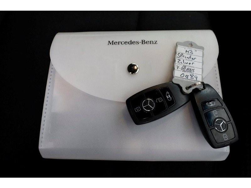 49514467-mercedes-benz-sprinter-6