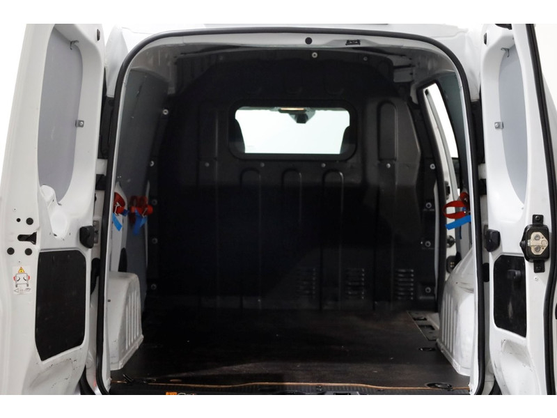 49514631-renault-express-5