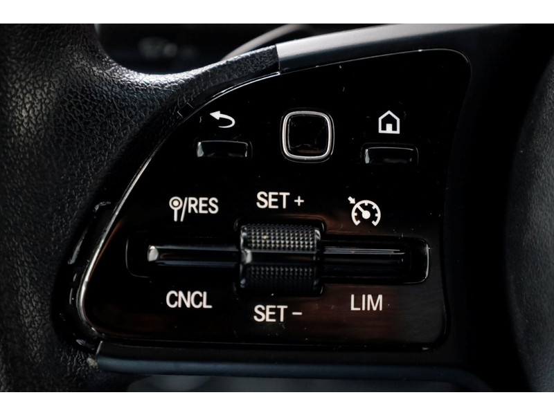 49530489-mercedes-benz-sprinter-15