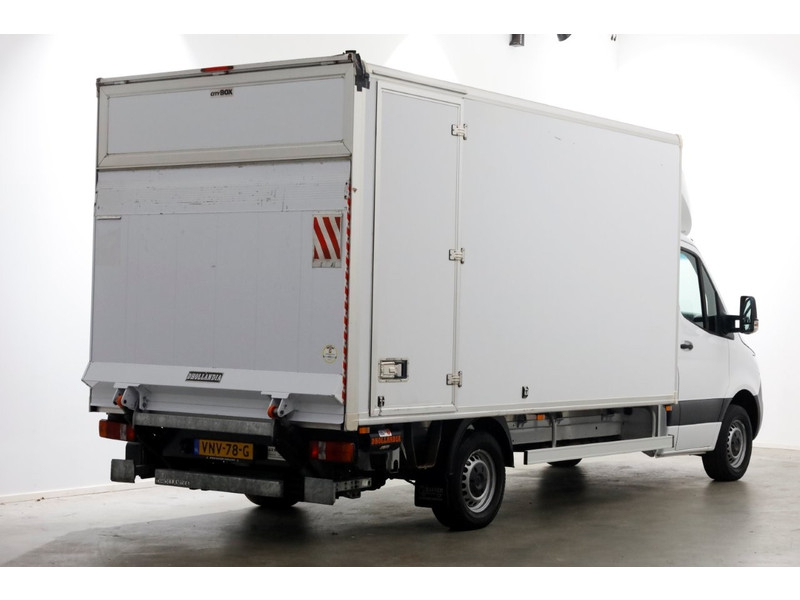 49530489-mercedes-benz-sprinter-2
