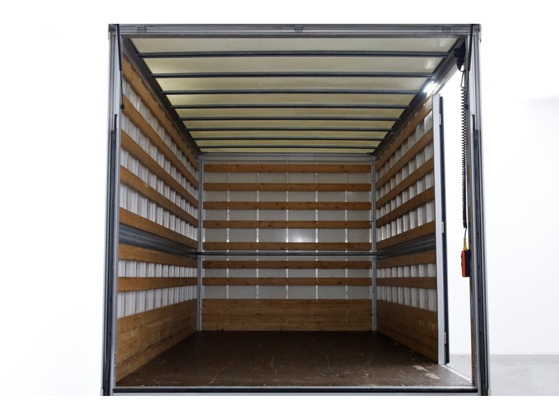 49530489-mercedes-benz-sprinter-6