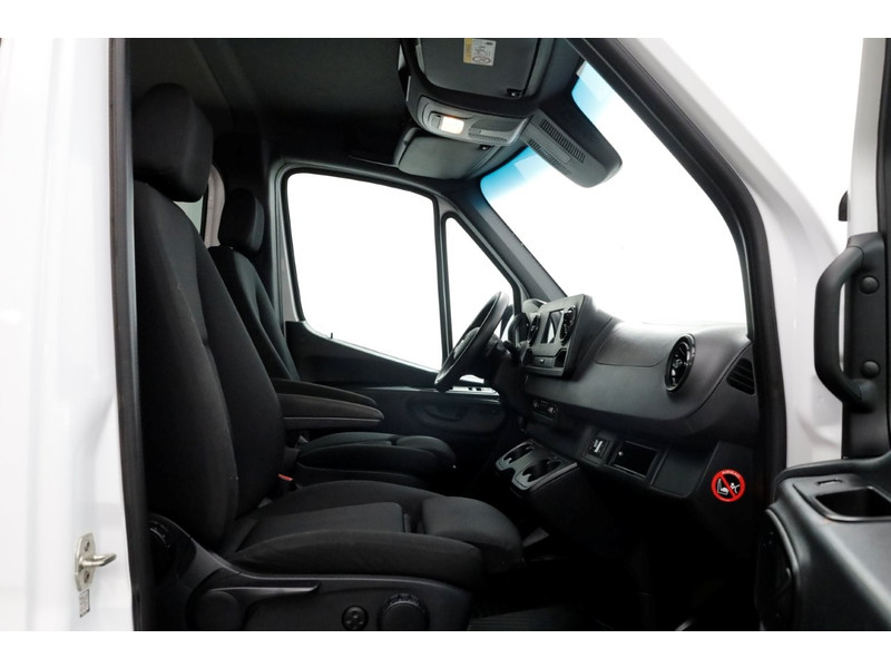 49539506-mercedes-benz-sprinter-7