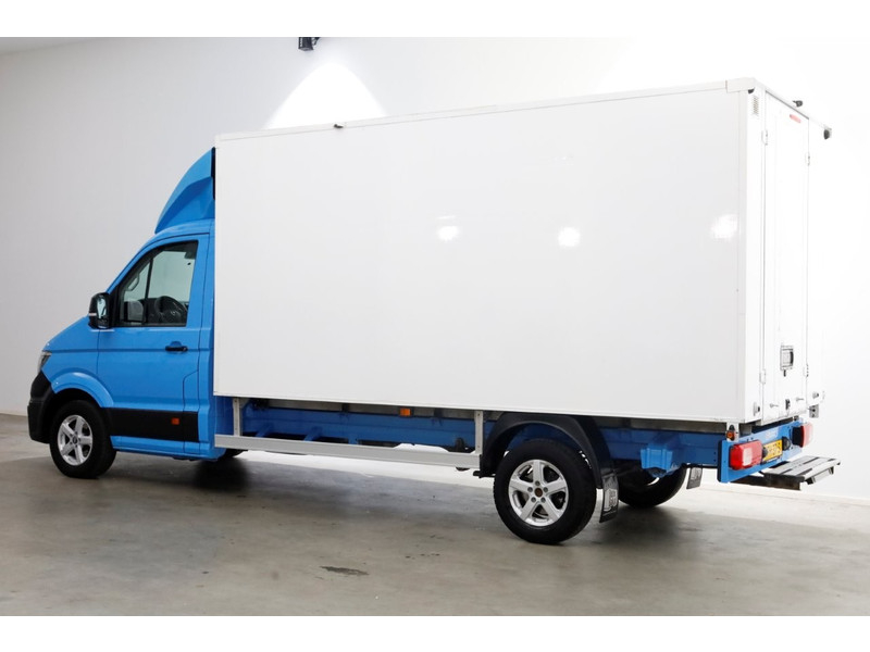 49540328-volkswagen-crafter-9