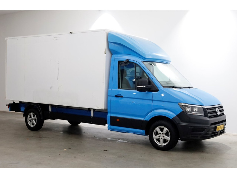 49567626-volkswagen-crafter-10