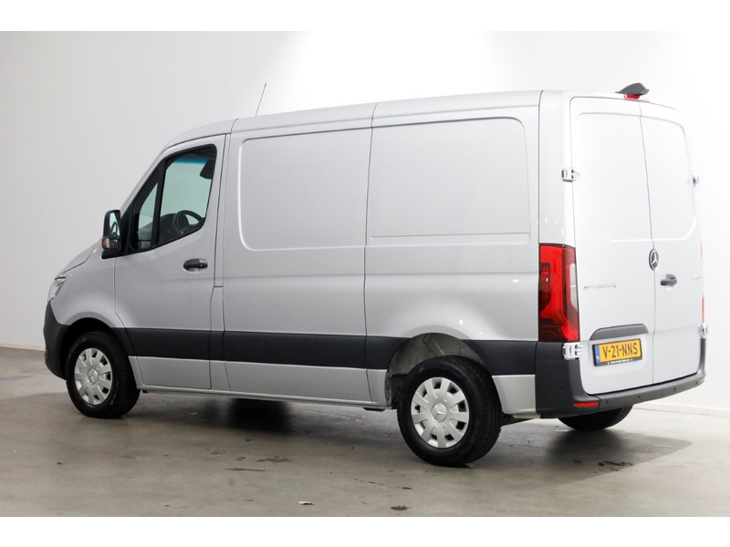 49573381-mercedes-benz-sprinter-9