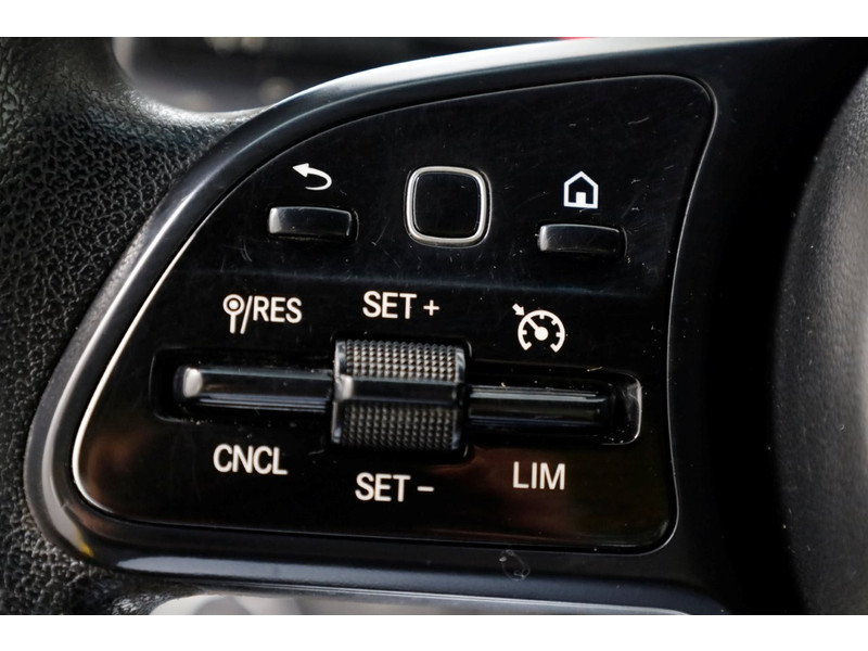 49603418-mercedes-benz-sprinter-20