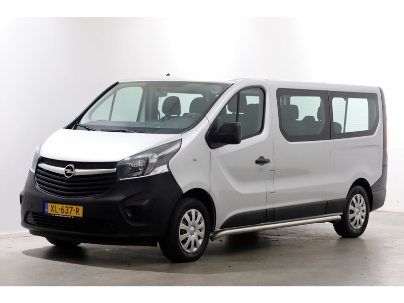 49649287-opel-vivaro-12