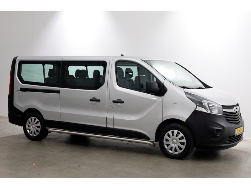 49649287-opel-vivaro-14