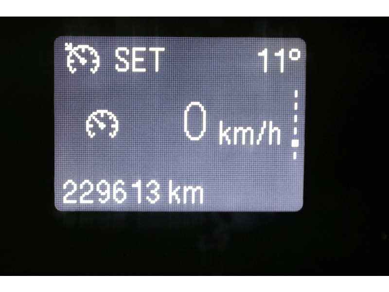 49754640-ford-transit-custom-15