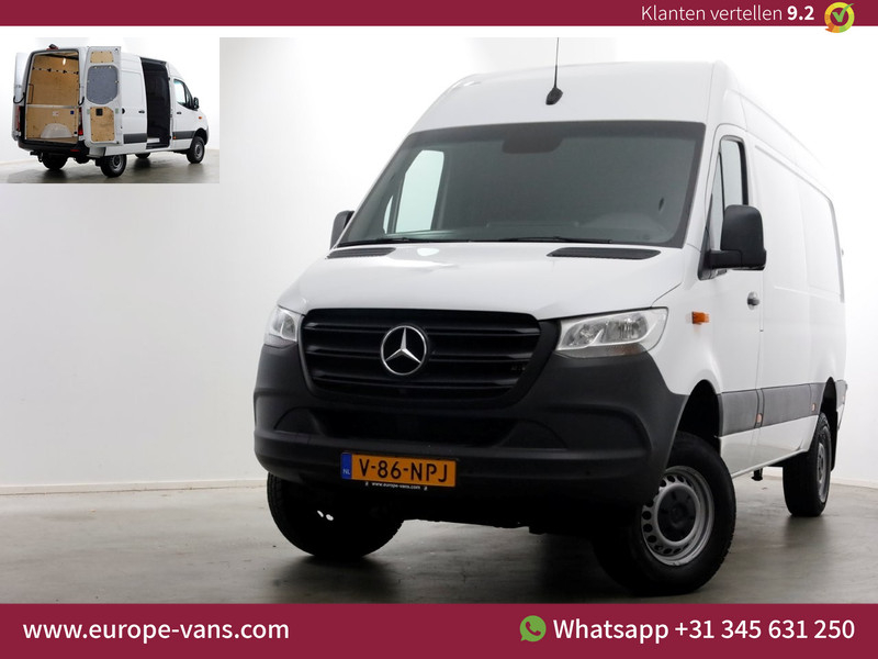 49759073-mercedes-benz-sprinter-1
