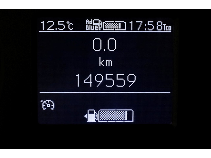 49759073-mercedes-benz-sprinter-22