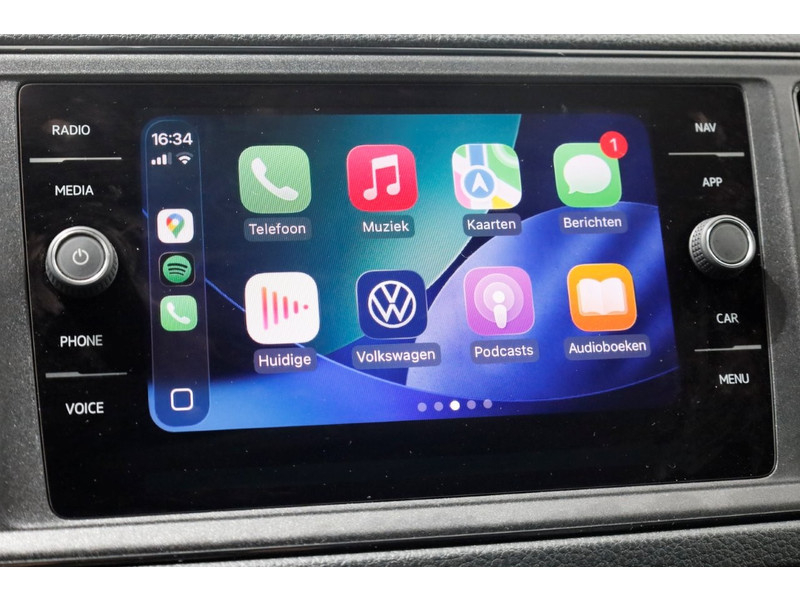 49789232-volkswagen-crafter-16