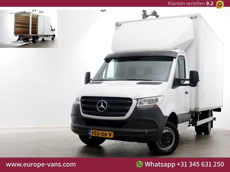 49789571-mercedes-benz-sprinter-1