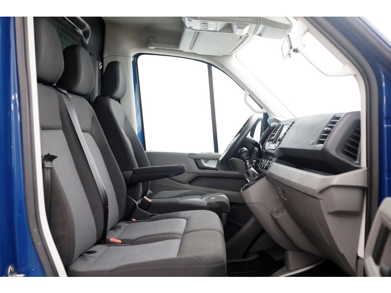 49886326-volkswagen-crafter-3