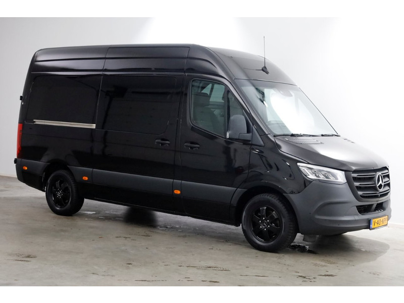 49949863-mercedes-benz-sprinter-12