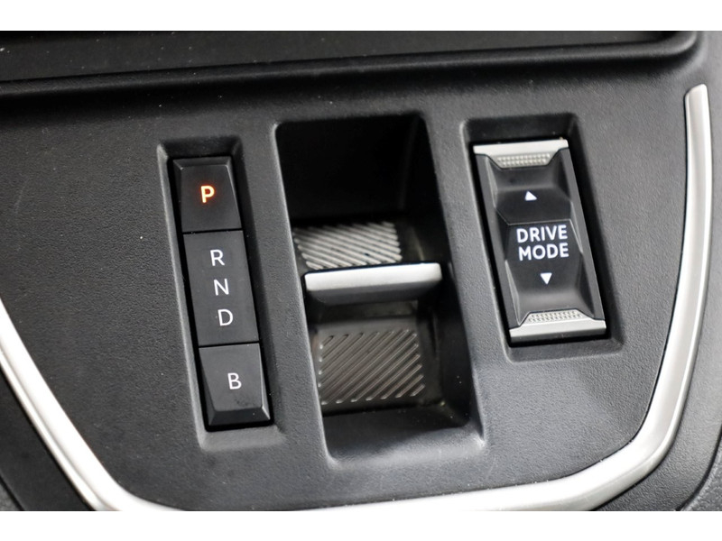 49962153-opel-vivaro-e-18