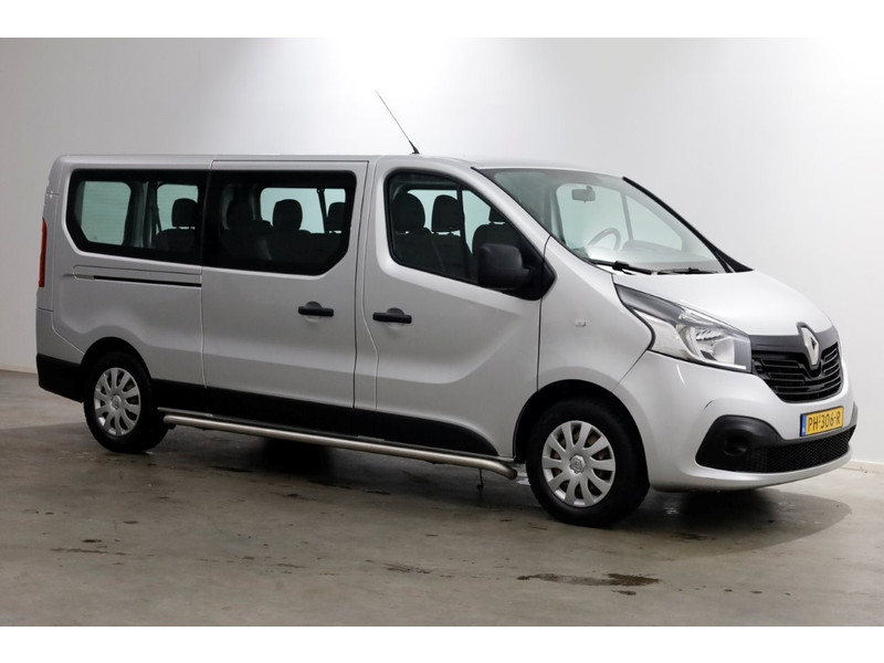 49964551-renault-trafic-13