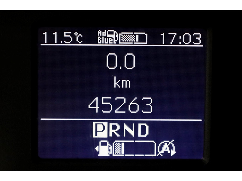 49969431-mercedes-benz-sprinter-16