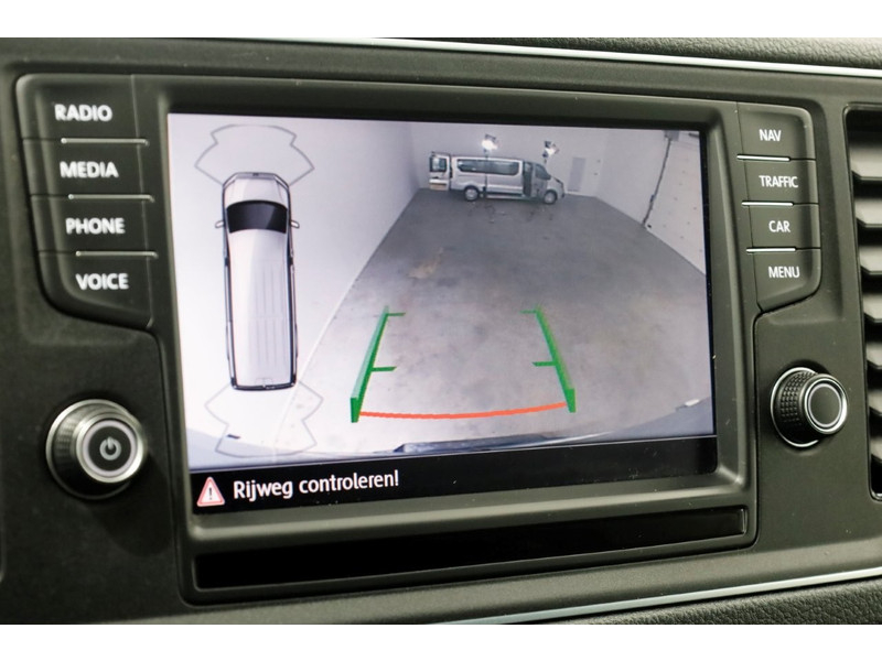 49995880-volkswagen-crafter-16