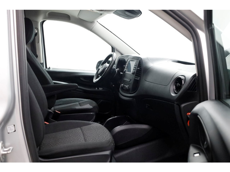 50110775-mercedes-benz-vito-3