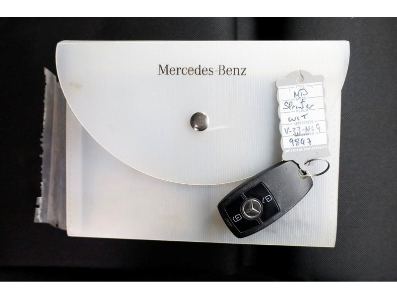 50111340-mercedes-benz-sprinter-8