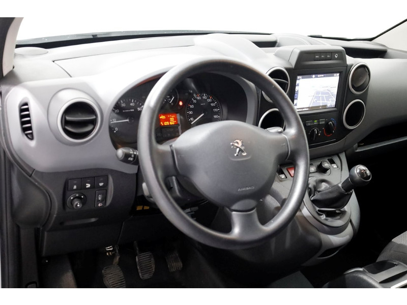 50167572-peugeot-partner-13