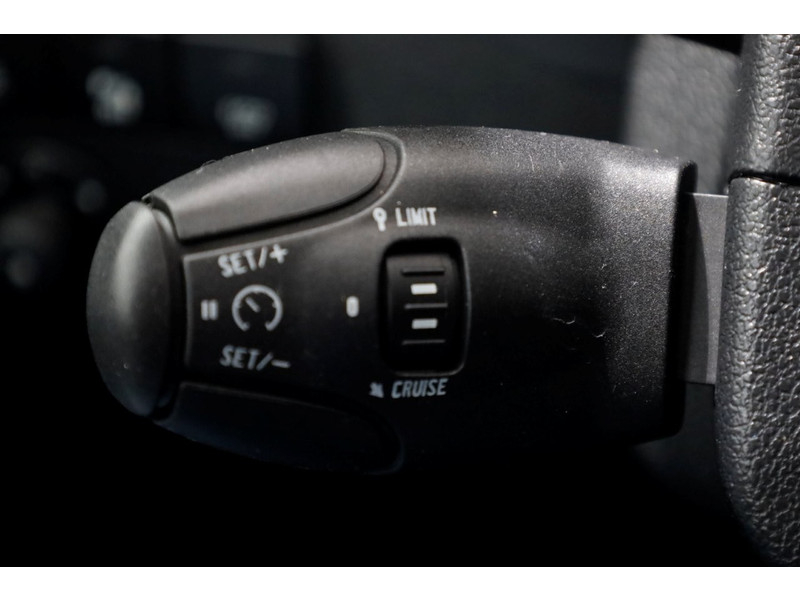 50167572-peugeot-partner-15