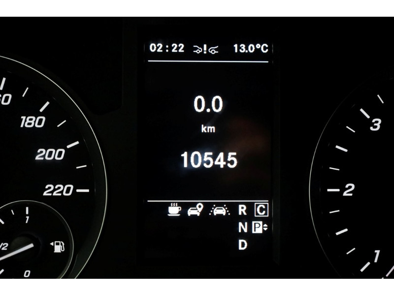 50168207-mercedes-benz-vito-17